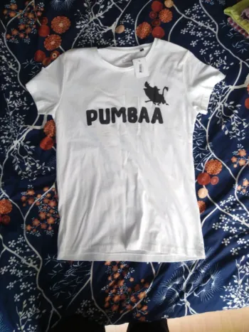T shirt pumbaa