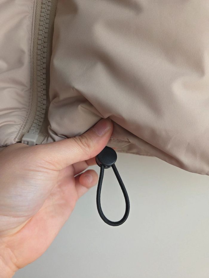 Veste sans manches beige matelassée fb sister - taille m - neuve avec étiquette - photo numéro 2