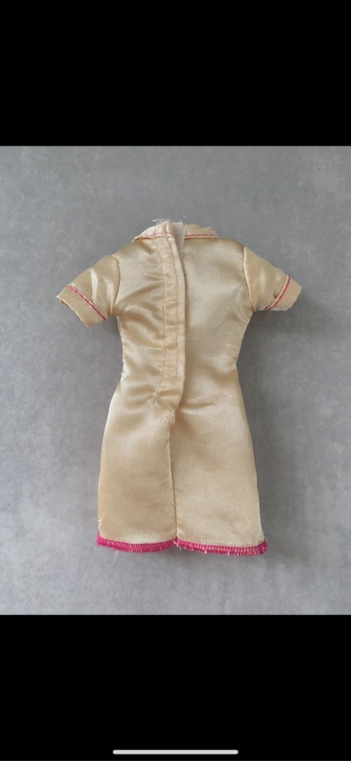 Robe courte doré Barbie - photo numéro 5