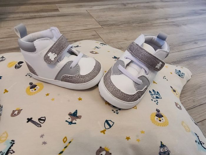 Chaussure lulu castagnette 3/6mois