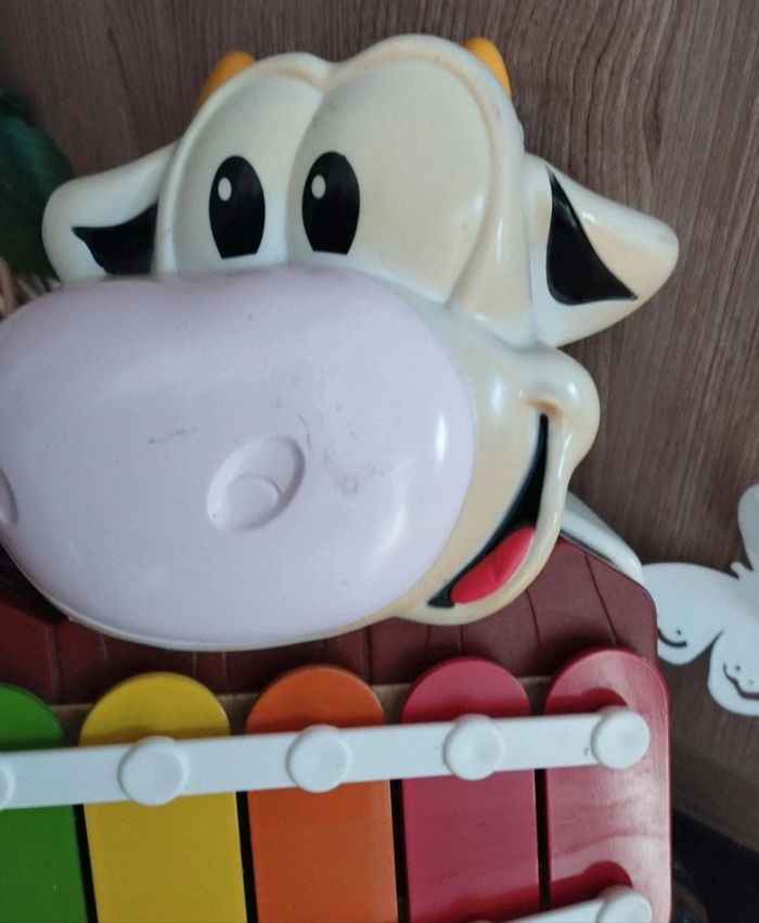 Xylophone Fisher Price vache 🐄 couleur de l'arc-en-ciel - photo numéro 3