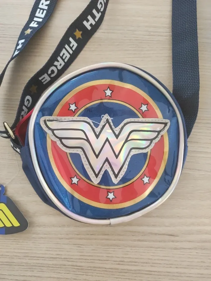 Sac bandoulière wonder woman - photo numéro 2