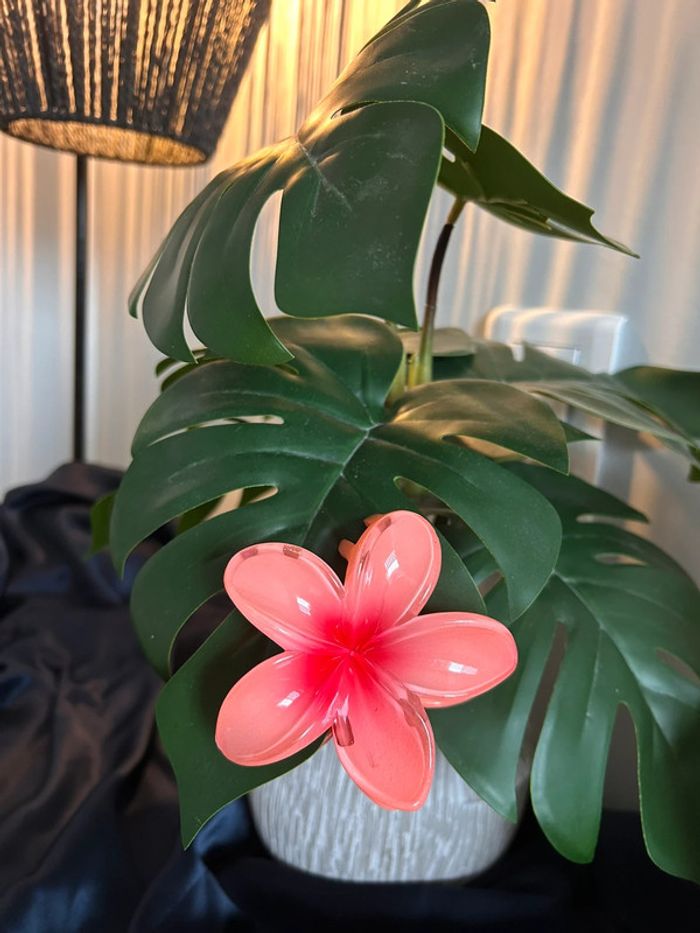 Pince à cheveux en forme de fleur 🌺