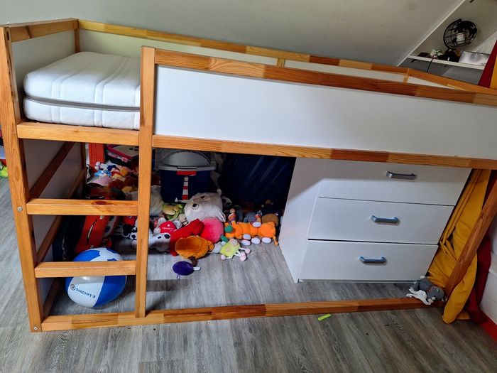 Lit kura ikea + matelas