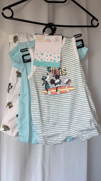 3 Barboteuses Disney Mickey taille 3 Mois