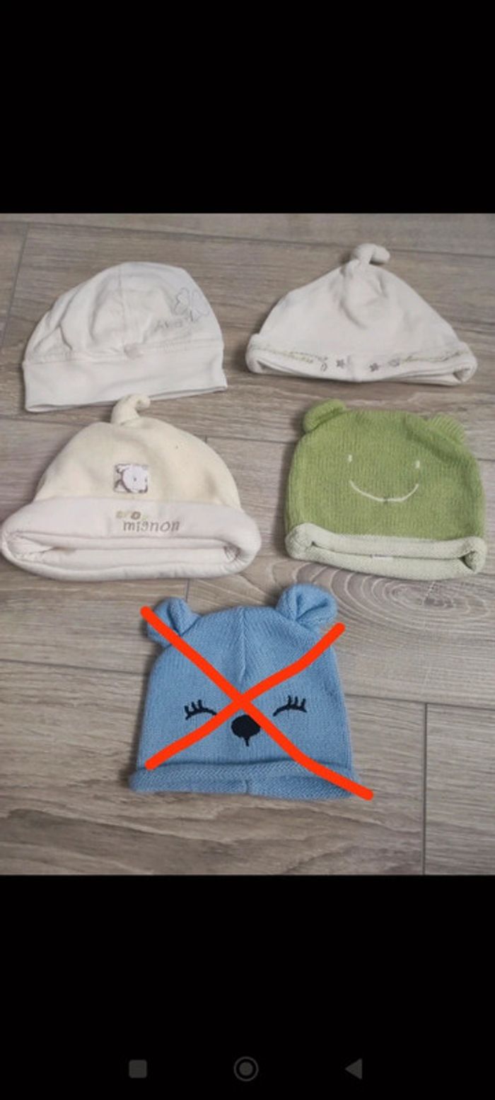Lot bonnets naissance