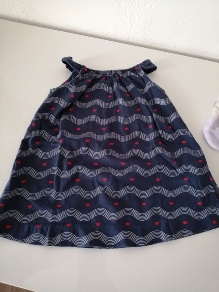 Robe légère 6 mois - photo numéro 5