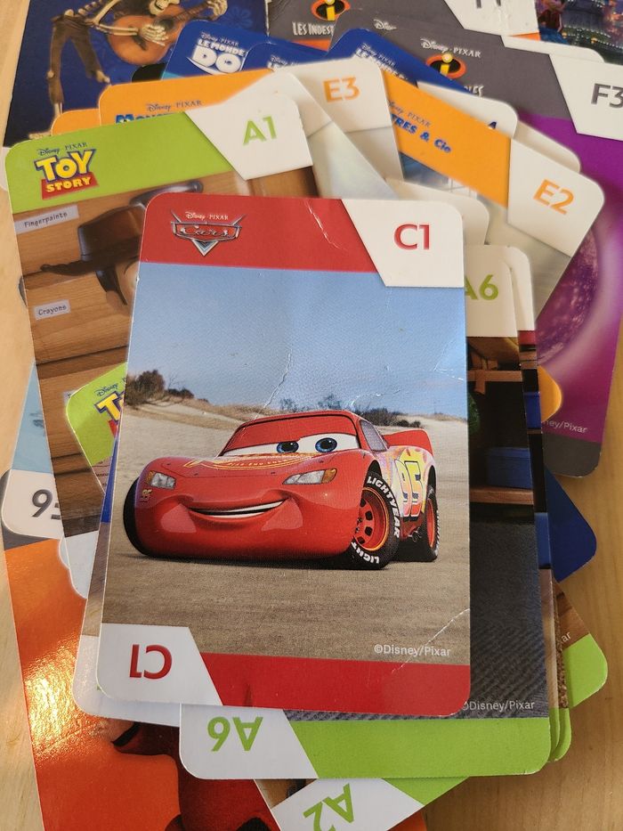 Jeux de société Disney pixar jeu des 7 familles - photo numéro 10