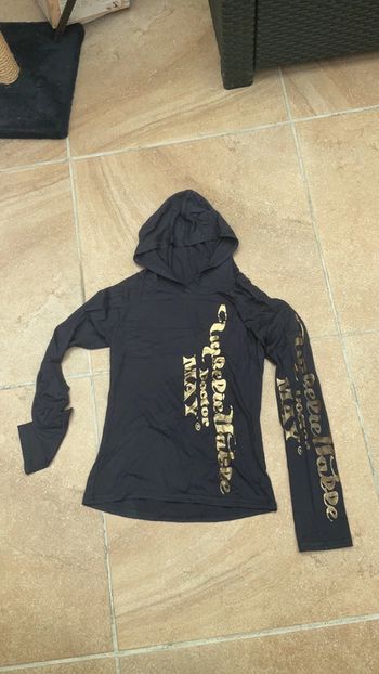 Sweat shirt a capuche bleu et doré