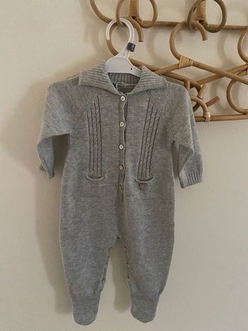 Combinaison bébé grise neuve