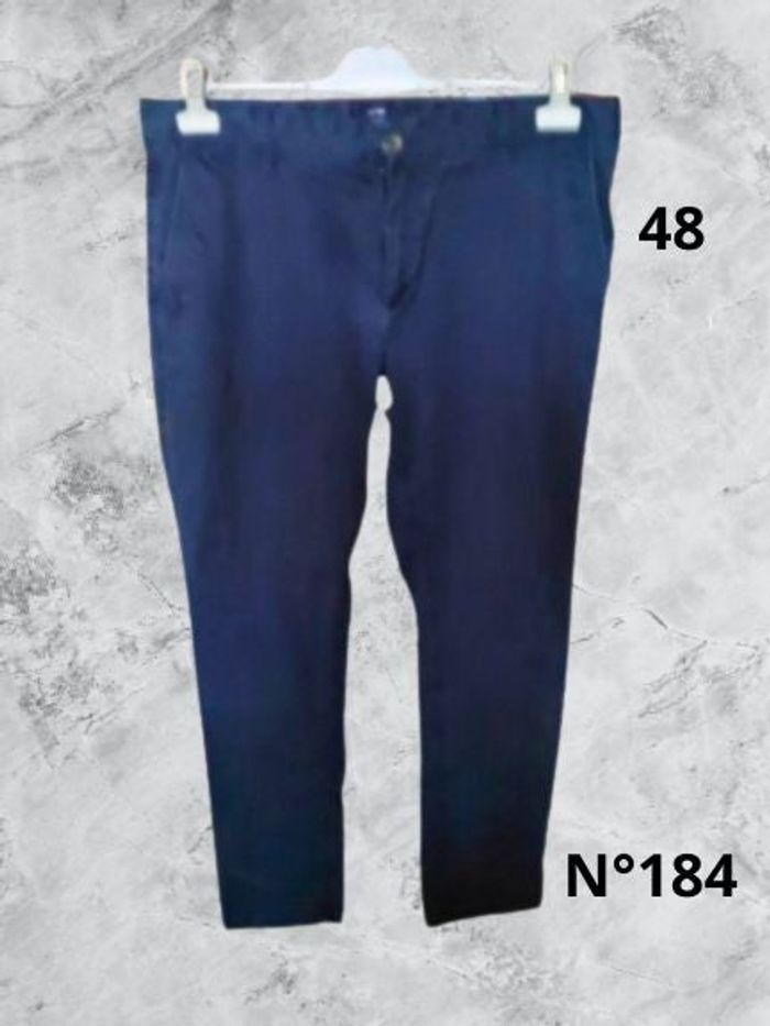 N°184 Pantalon bleu marine T48. Kiabi.
