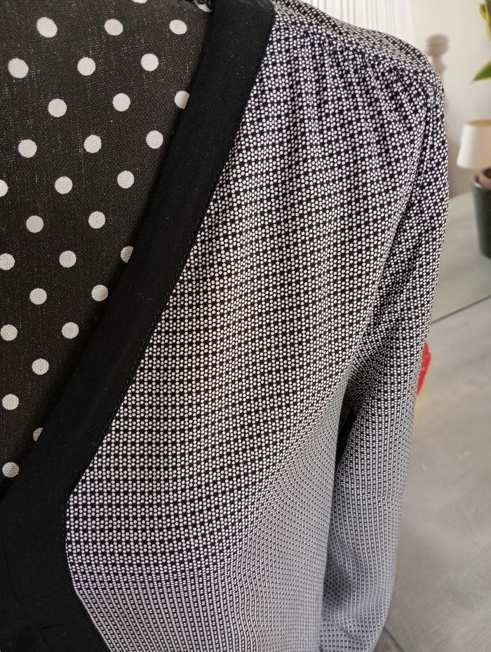 Blouse manches 3 quarts. Cache Cache - photo numéro 2