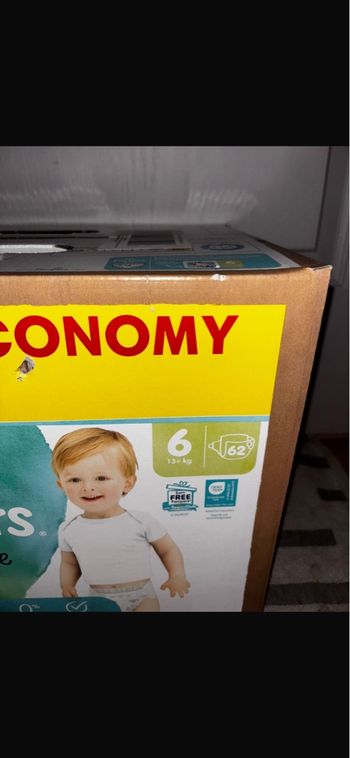 Maxi-Pack De 62 Couches Pampers Harmonie Neuf Dans L’emballage.