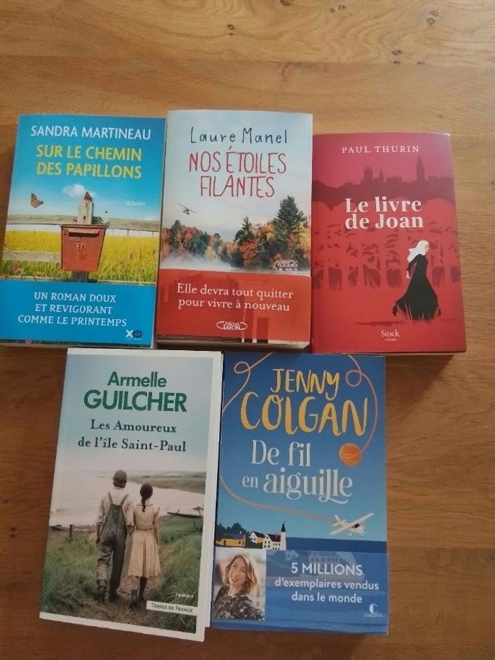 Lot de livres neufs