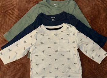Lot de 3 t-shirt manches longues taille 6M kiabi