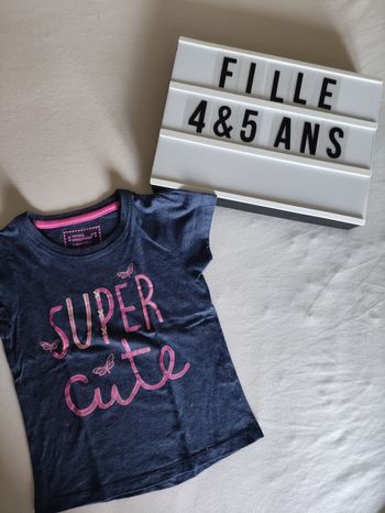 T shirt avec écriture