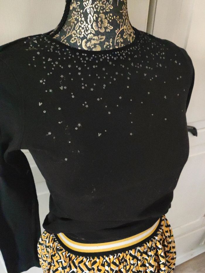 Jupe et T-shirt - photo numéro 3