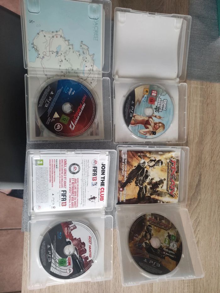 Lot de 4 jeux PS3, voitures et moto. - photo numéro 3