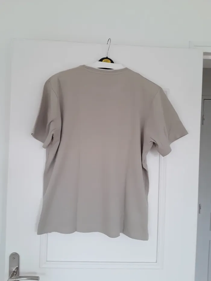 Tee shirt manche courte, - photo numéro 3