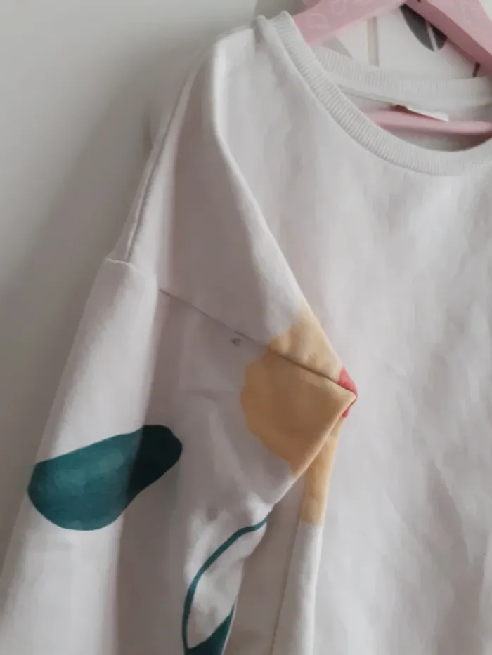 Sweat beige motifs fleuris - photo numéro 3
