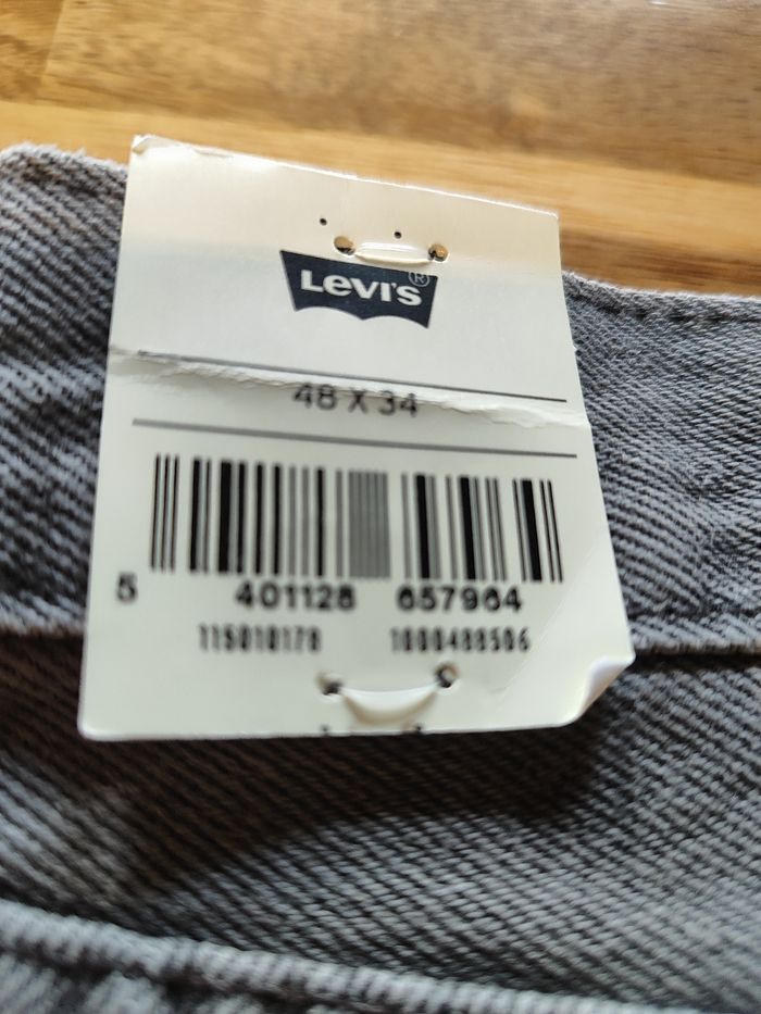 Jean levis 48x34 - photo numéro 3