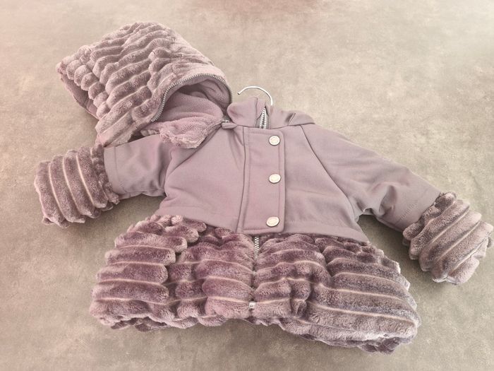 Manteau fillette jamais mis - photo numéro 4
