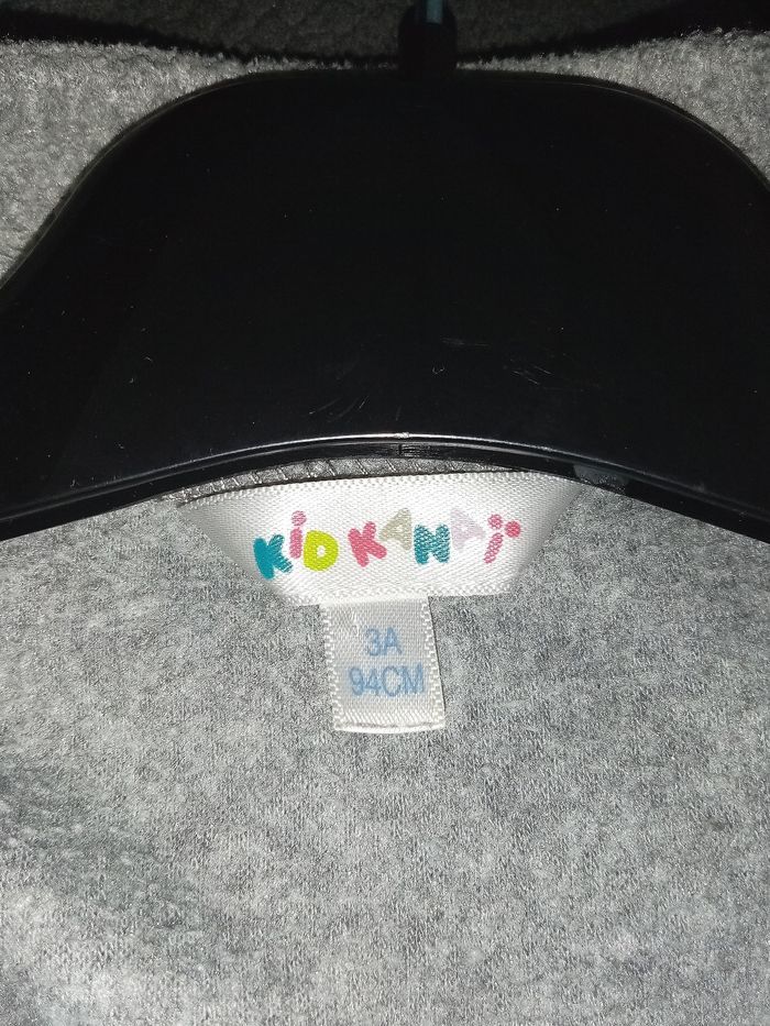 3 ans  kidkanai veste, gilet polaire zippé gris poche en forme de cœur toutes saisons /Excellent état - photo numéro 5