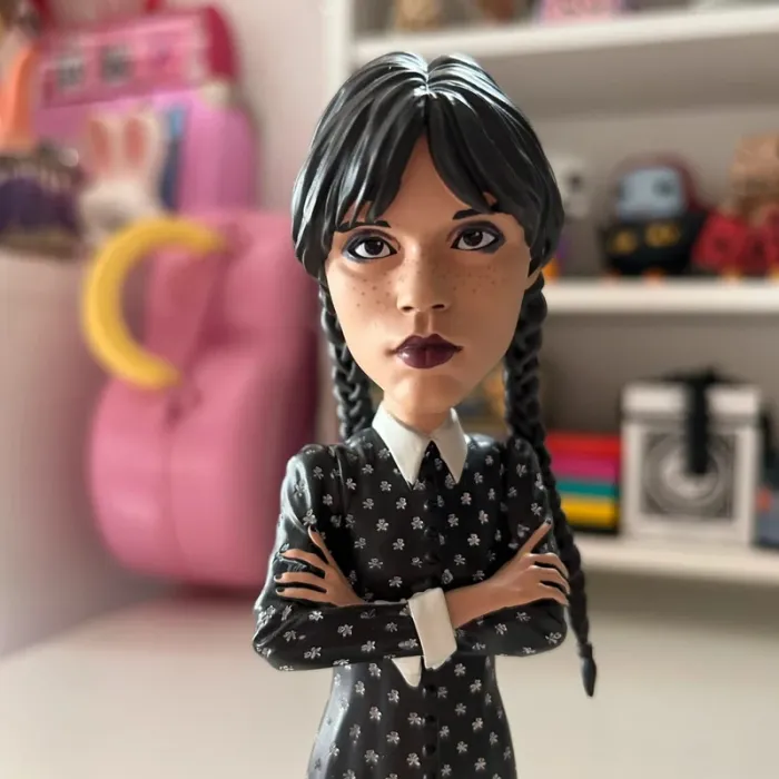 Figurine neca mercredi addams wednesday - photo numéro 2