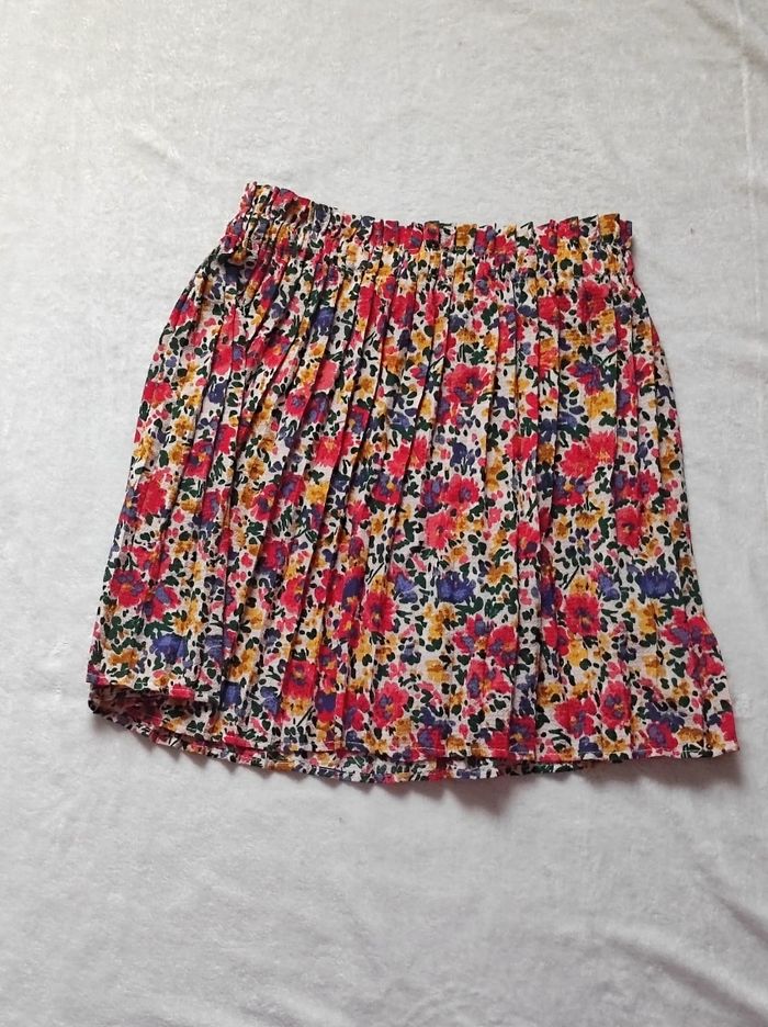 Jupe courte plissé taille unique - photo numéro 4