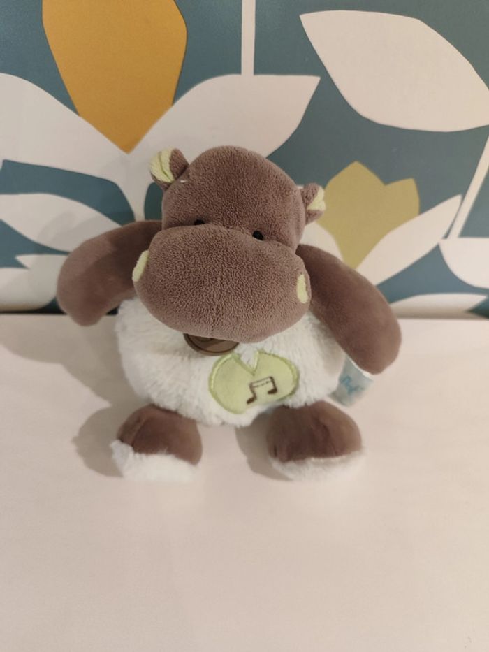 Peluche hippopotame musicale baby nat
