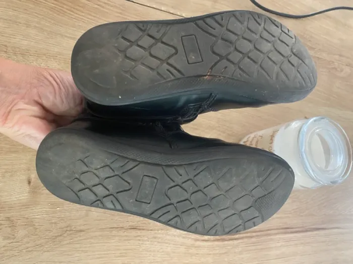 Bottes cuir pointure 30 valeur 70€ - photo numéro 6