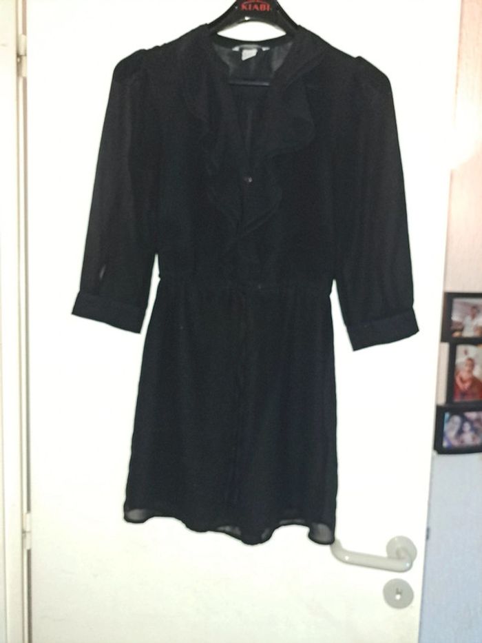 Robe noir classe - photo numéro 2