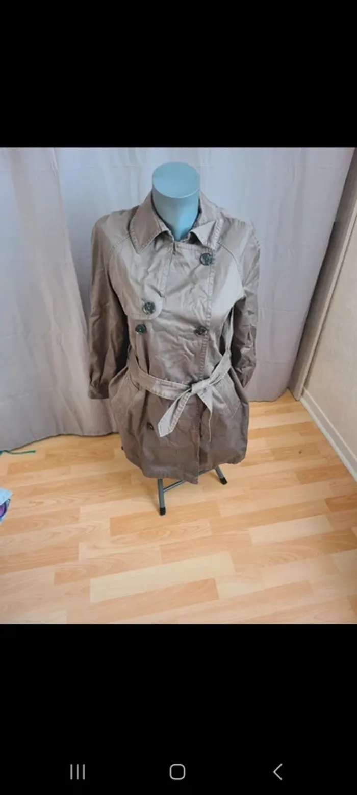 Beau trench GAP femme 38 - photo numéro 2