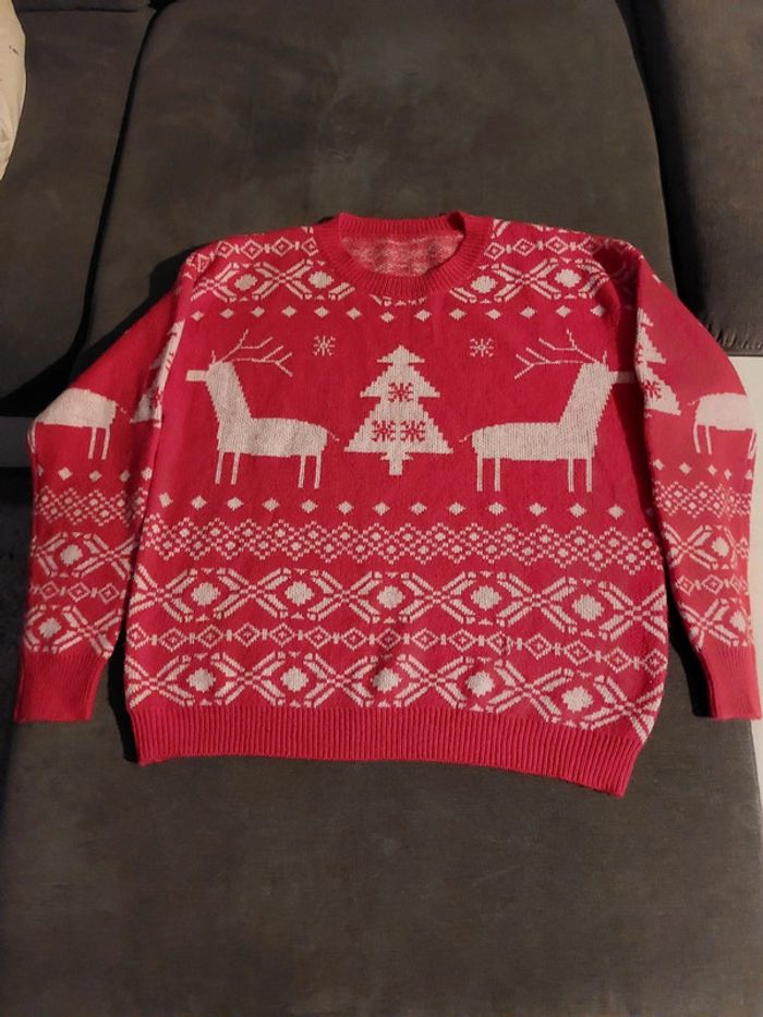 Pull de Noël ou pull moche mixte - photo numéro 4