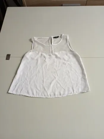 T-shirt sans manche Jennyfer taille s