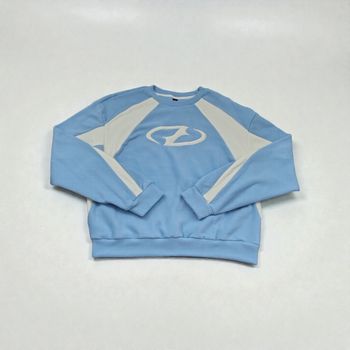 👕 Sweat Homme – Bleu Ciel & Crème – Logo Brodé – Style Streetwear / Y2K