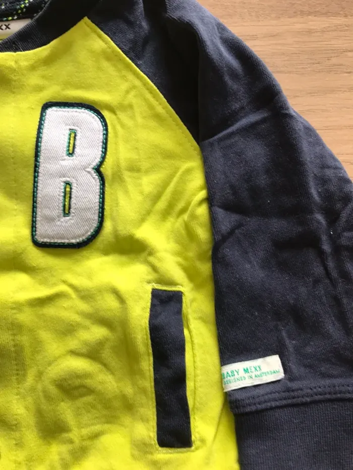 Gilet Mexx taille 2/6 mois - photo numéro 2
