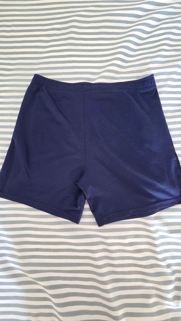 Short PSG - photo numéro 5