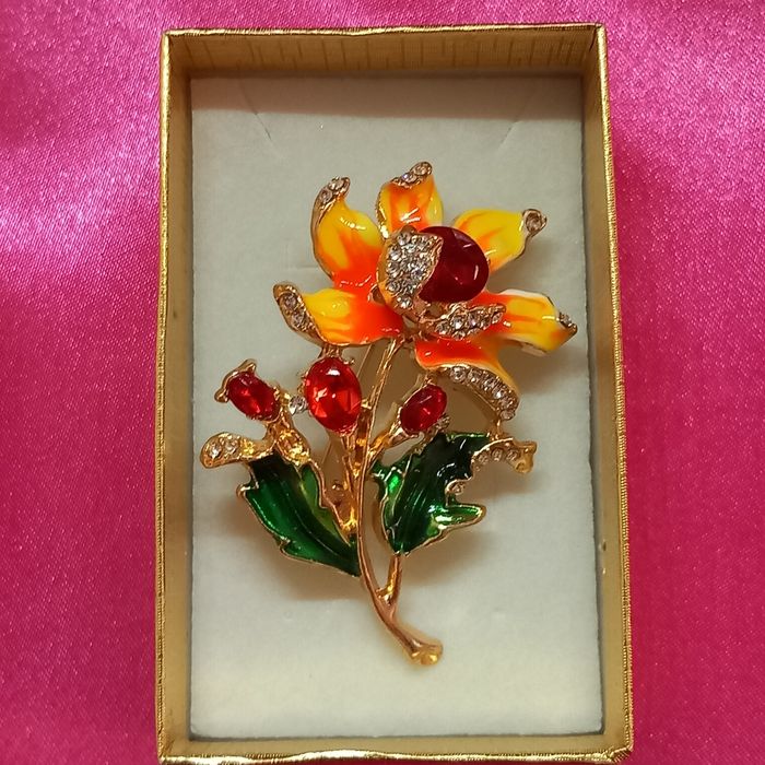 Broche tournesol en métal doré et strass - photo numéro 8