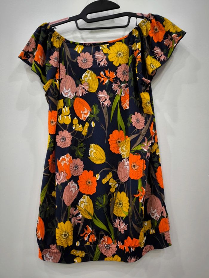 T shirt taille 1 38-40) neuf - photo numéro 3