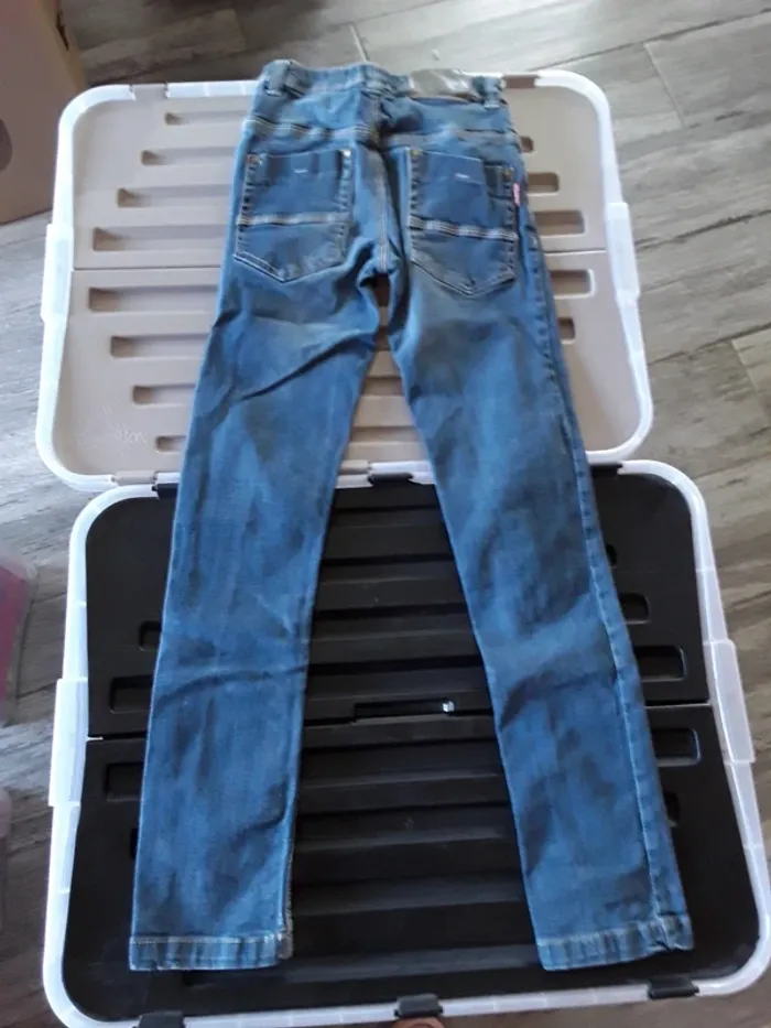 Jean 10 ans (140 cm) - photo numéro 3
