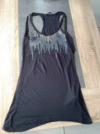 Débardeur taille 2 longueur 68 cm aisselles à aisselles 36 cm