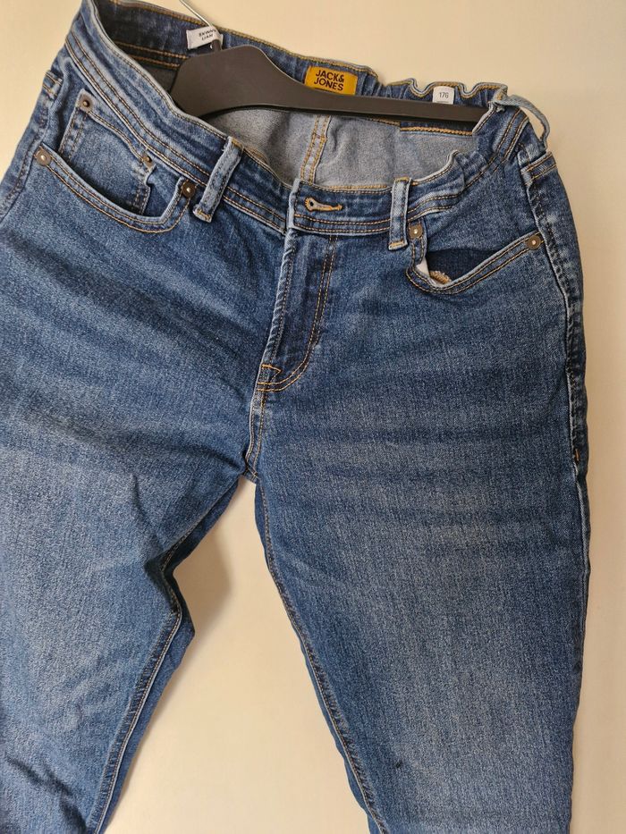 Jeans de marque - photo numéro 2