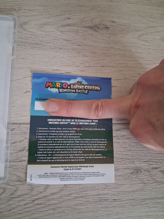 Jeu Nintendo Switch "Mario + lapins cretins kingdom battle" en tres bon etat - photo numéro 5