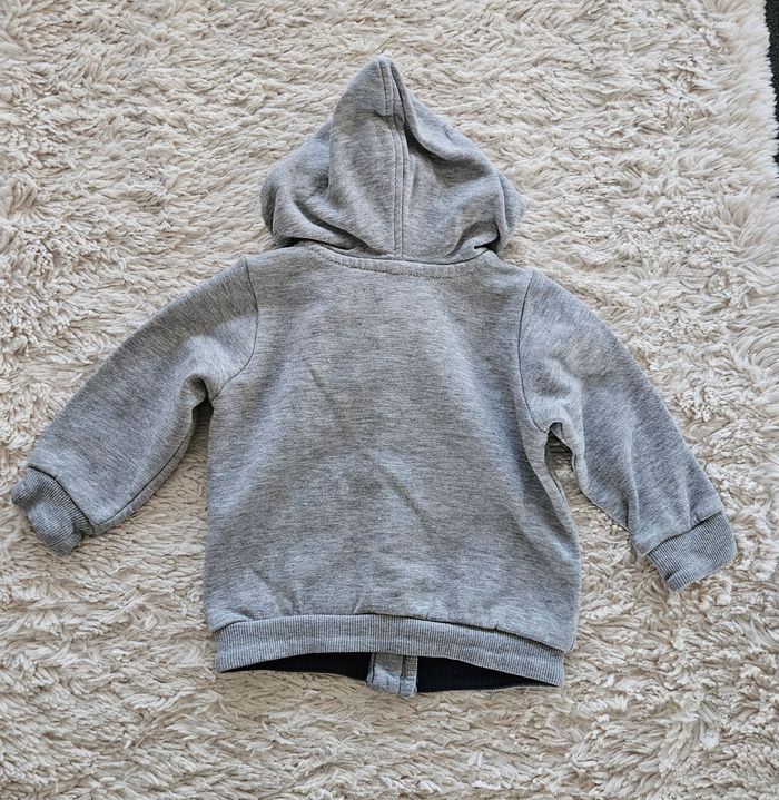 Tenue 6 mois crocodile En très bon état
Taille 68 cm
#Tousle6moisdEli - photo numéro 3