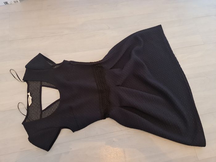 Robe bleue marine ajourée noire Naf Naf Taille 34 - photo numéro 10