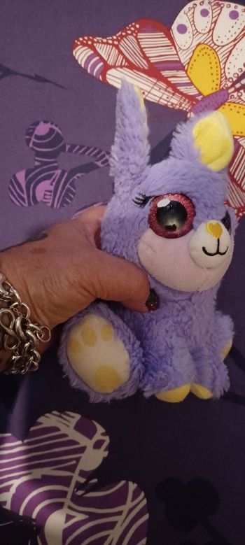 Très jolie petite peluche