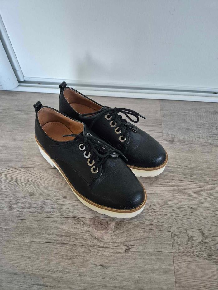 Chaussures style Derby à plateforme - photo numéro 2