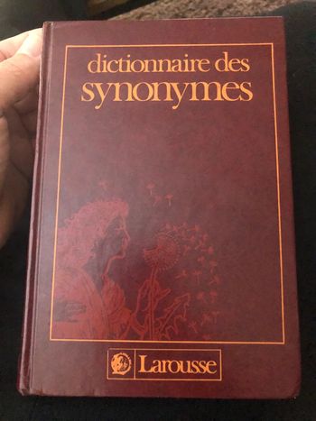 Nouveau dictionnaire des synonymes Larousse 1988
