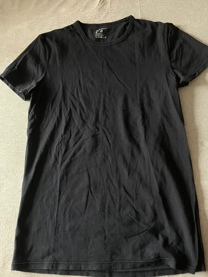 T-shirt noir basique – Homme – Taille S